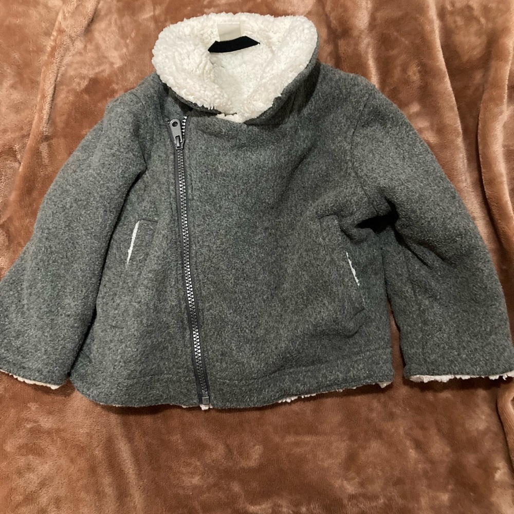 H&M Sherpa lined shearling style biker jacket size 1 1/2-2y unisex